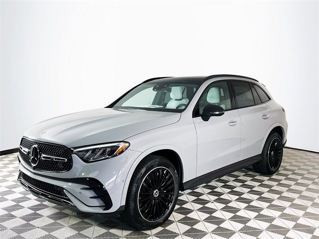 2025 Mercedes-Benz GLC 300