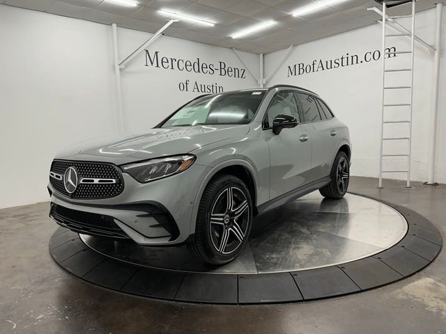 2025 Mercedes-Benz GLC 300