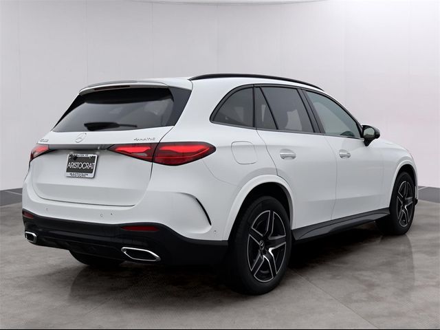 2025 Mercedes-Benz GLC 300