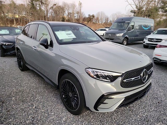 2025 Mercedes-Benz GLC 300