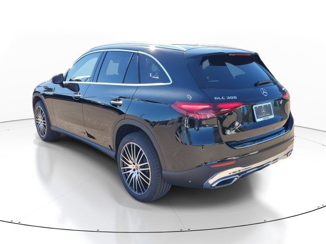 2025 Mercedes-Benz GLC 300