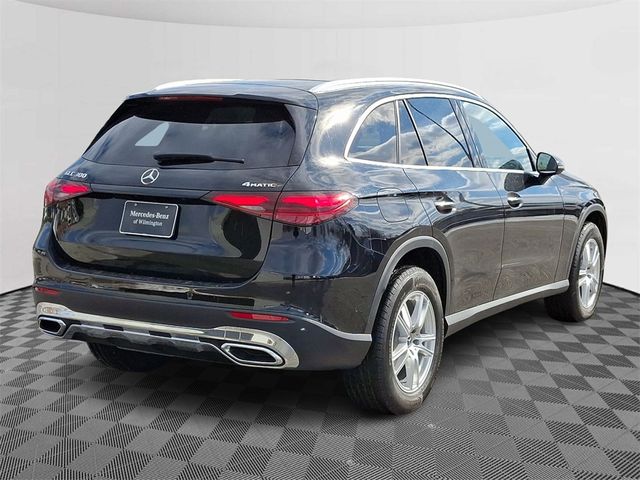 2025 Mercedes-Benz GLC 300