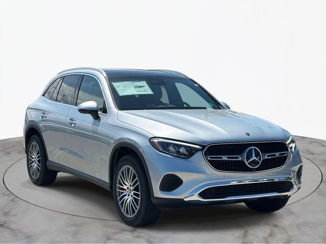 2025 Mercedes-Benz GLC 300