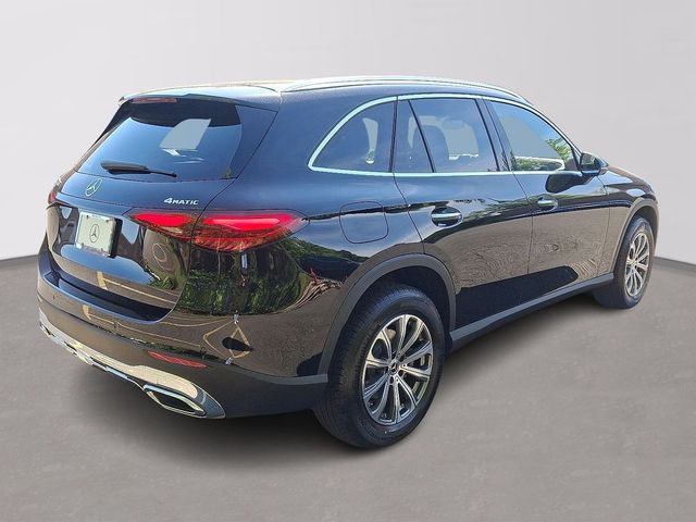 2025 Mercedes-Benz GLC 300