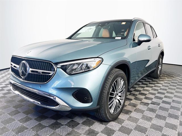 2025 Mercedes-Benz GLC 300