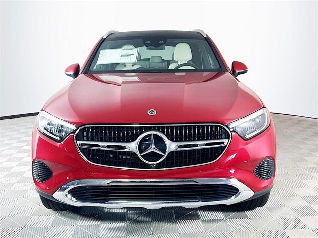 2025 Mercedes-Benz GLC 300