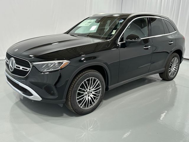 2025 Mercedes-Benz GLC 300