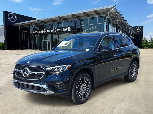 2025 Mercedes-Benz GLC 300