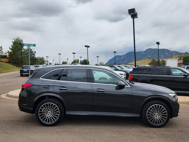 2025 Mercedes-Benz GLC 300