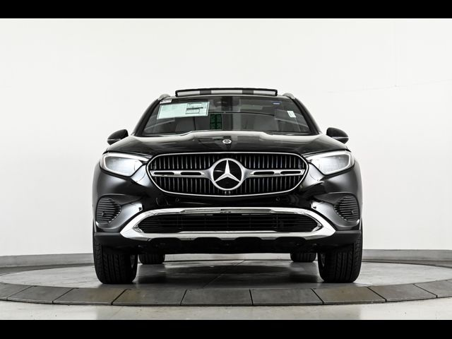 2025 Mercedes-Benz GLC 300