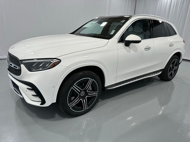 2025 Mercedes-Benz GLC 300