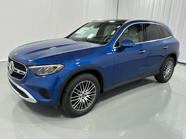 2025 Mercedes-Benz GLC 300