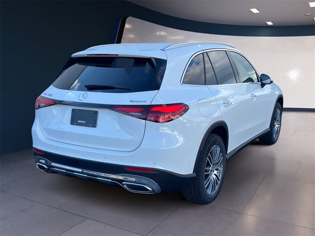 2025 Mercedes-Benz GLC 300