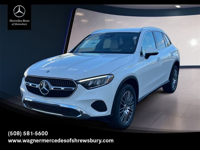 2025 Mercedes-Benz GLC 300