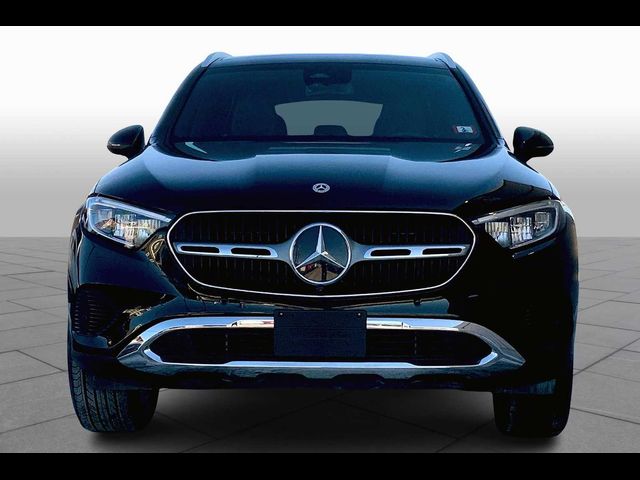 2025 Mercedes-Benz GLC 300