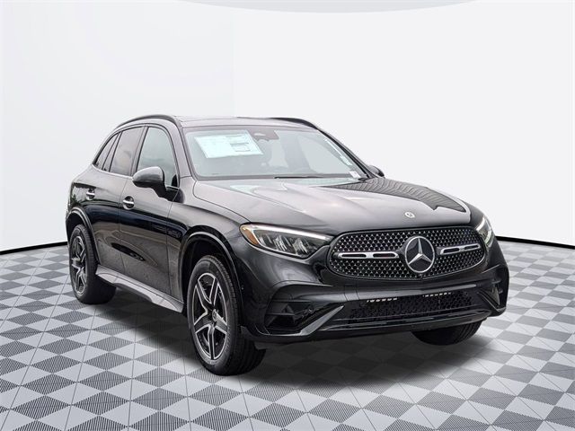 2025 Mercedes-Benz GLC 300