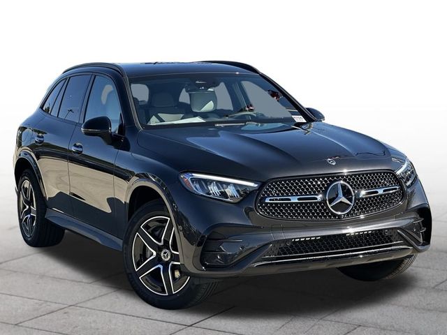 2025 Mercedes-Benz GLC 300