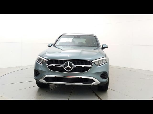 2025 Mercedes-Benz GLC 300