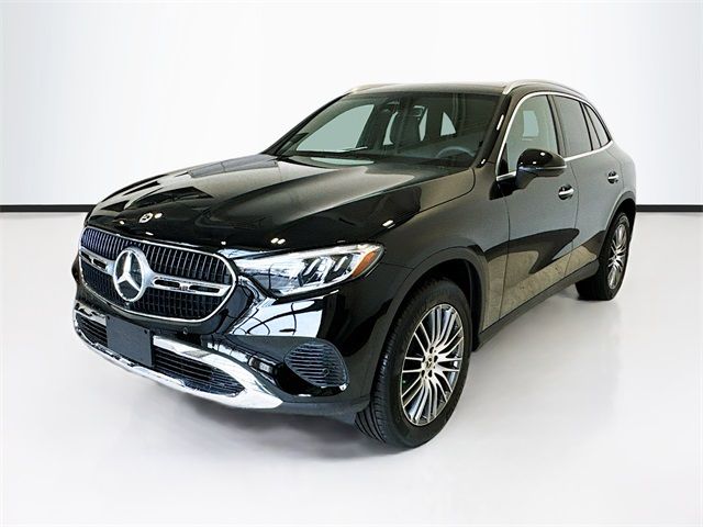 2025 Mercedes-Benz GLC 300