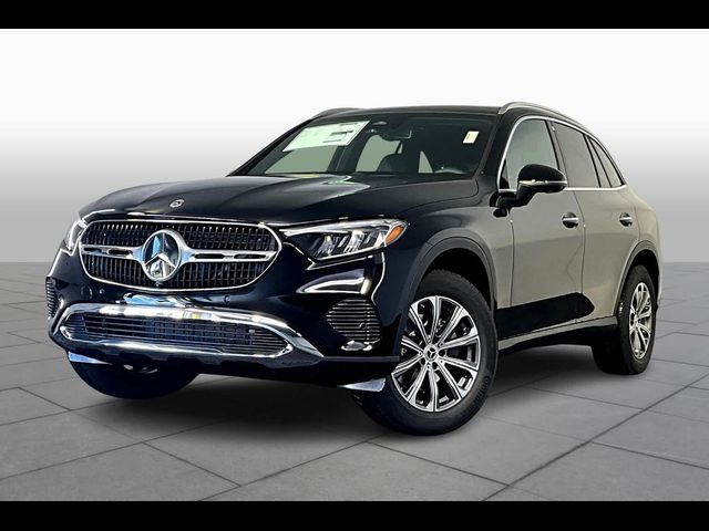 2025 Mercedes-Benz GLC 300