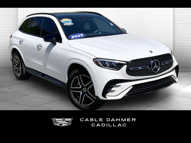 2025 Mercedes-Benz GLC 300