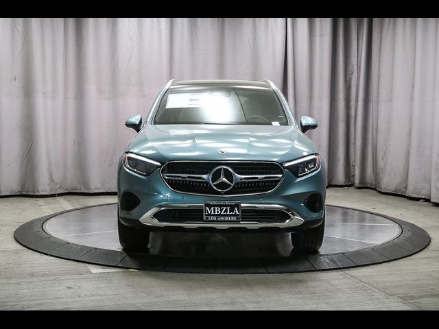 2025 Mercedes-Benz GLC 300