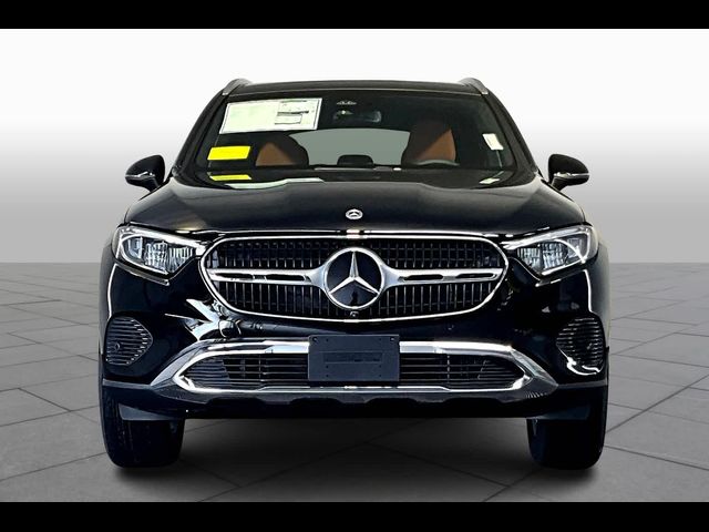 2025 Mercedes-Benz GLC 300