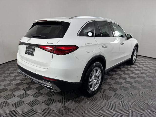 2025 Mercedes-Benz GLC 300