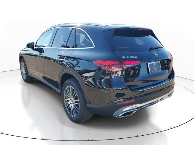 2025 Mercedes-Benz GLC 300