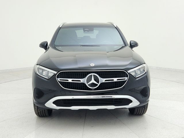 2025 Mercedes-Benz GLC 300