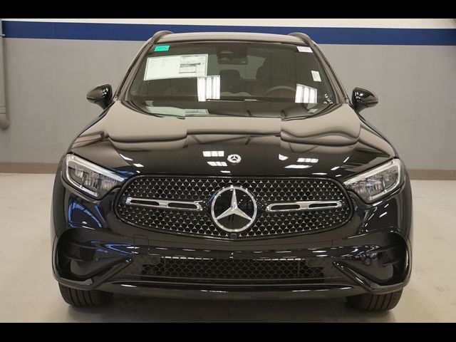 2025 Mercedes-Benz GLC 300