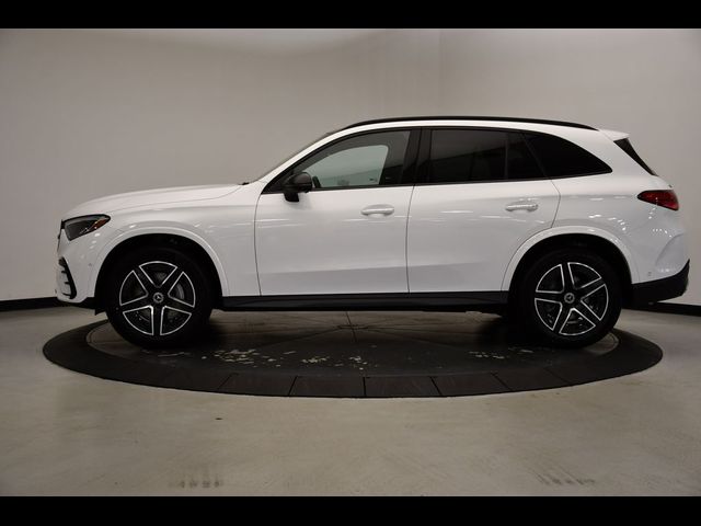 2025 Mercedes-Benz GLC 300