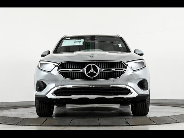 2025 Mercedes-Benz GLC 300