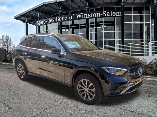 2025 Mercedes-Benz GLC 300