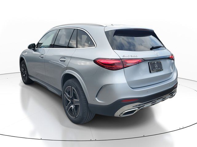 2025 Mercedes-Benz GLC 300