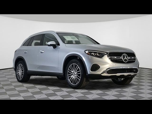 2025 Mercedes-Benz GLC 300