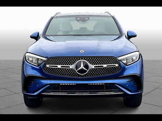 2025 Mercedes-Benz GLC 300