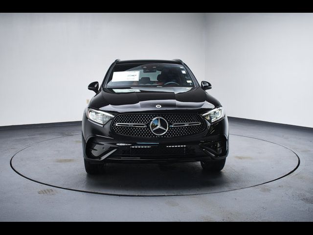 2025 Mercedes-Benz GLC 300