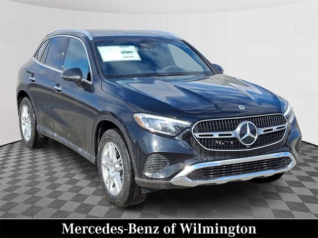 2025 Mercedes-Benz GLC 300