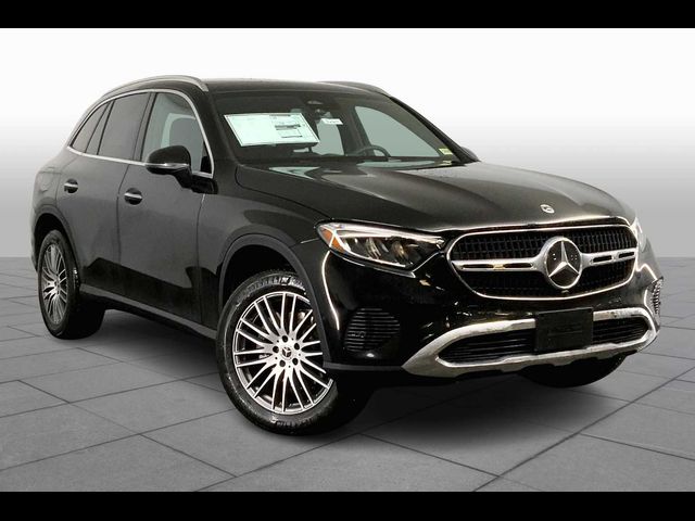 2025 Mercedes-Benz GLC 300