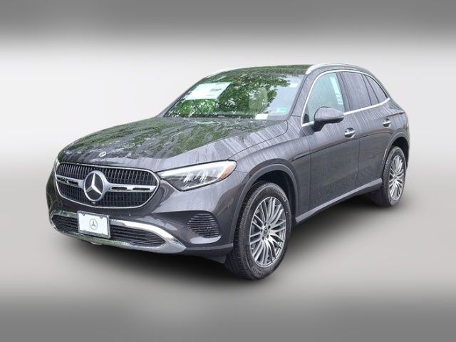 2025 Mercedes-Benz GLC 300