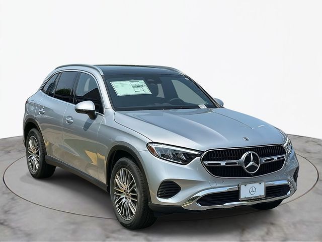 2025 Mercedes-Benz GLC 300