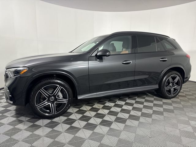 2025 Mercedes-Benz GLC 300