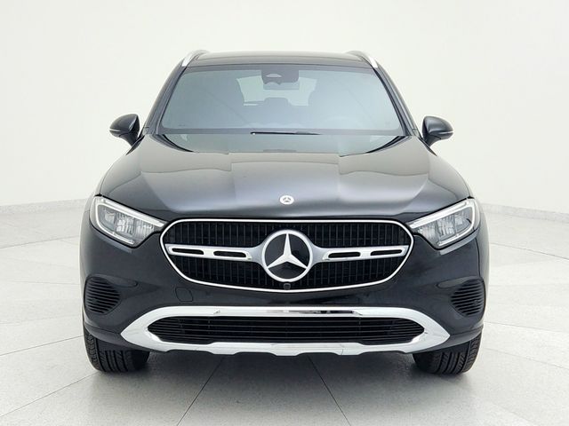 2025 Mercedes-Benz GLC 300