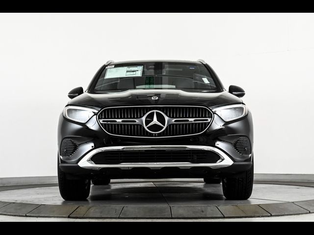 2025 Mercedes-Benz GLC 300