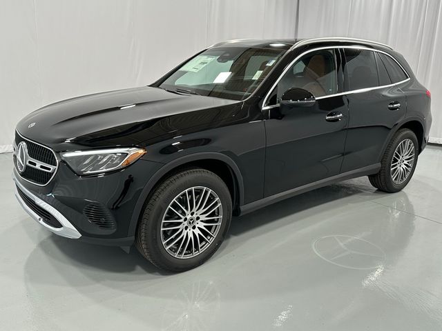 2025 Mercedes-Benz GLC 300