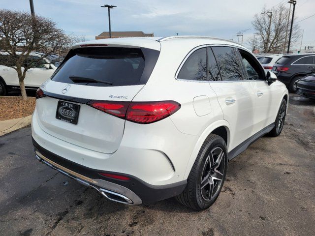 2025 Mercedes-Benz GLC 300