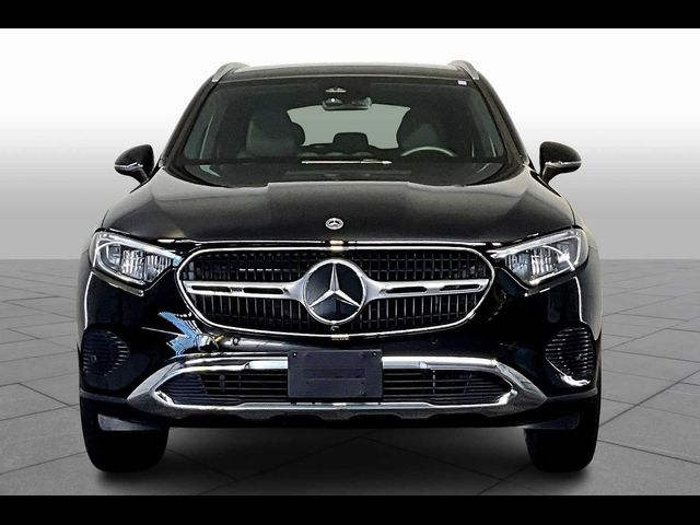 2025 Mercedes-Benz GLC 300