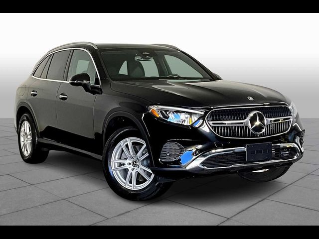 2025 Mercedes-Benz GLC 300