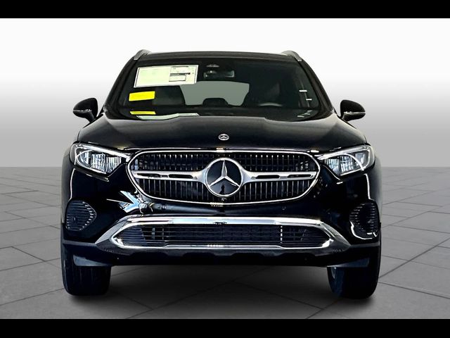 2025 Mercedes-Benz GLC 300